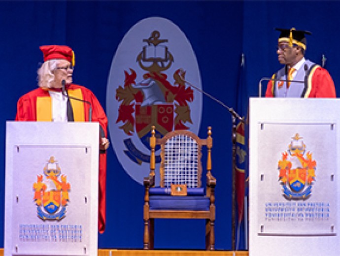 #UPGraduation2023: UP awards renowned archivist with an honorary doctorate