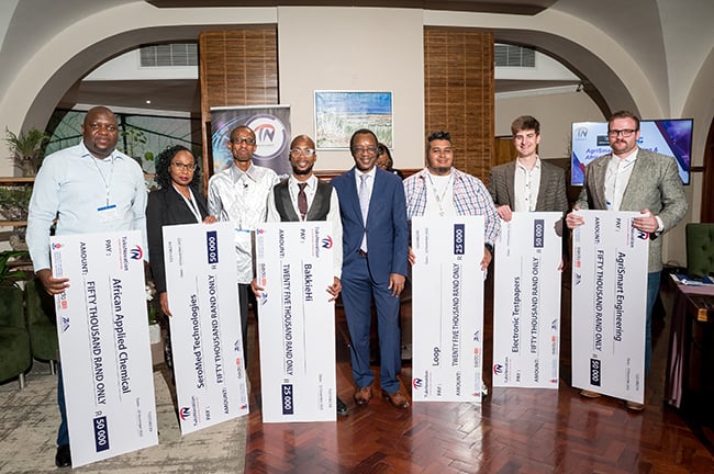 Winners of the first Vice-Chancellor’s Entrepreneurship Challenge Awards pose with UP Vice-Chancellor Professor Tawana Kupe 