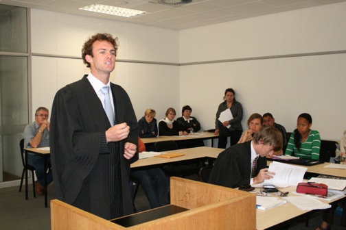 /sitefiles/Image/Faculty of Law/Schools Moot Court/ianlearmonth.jpg