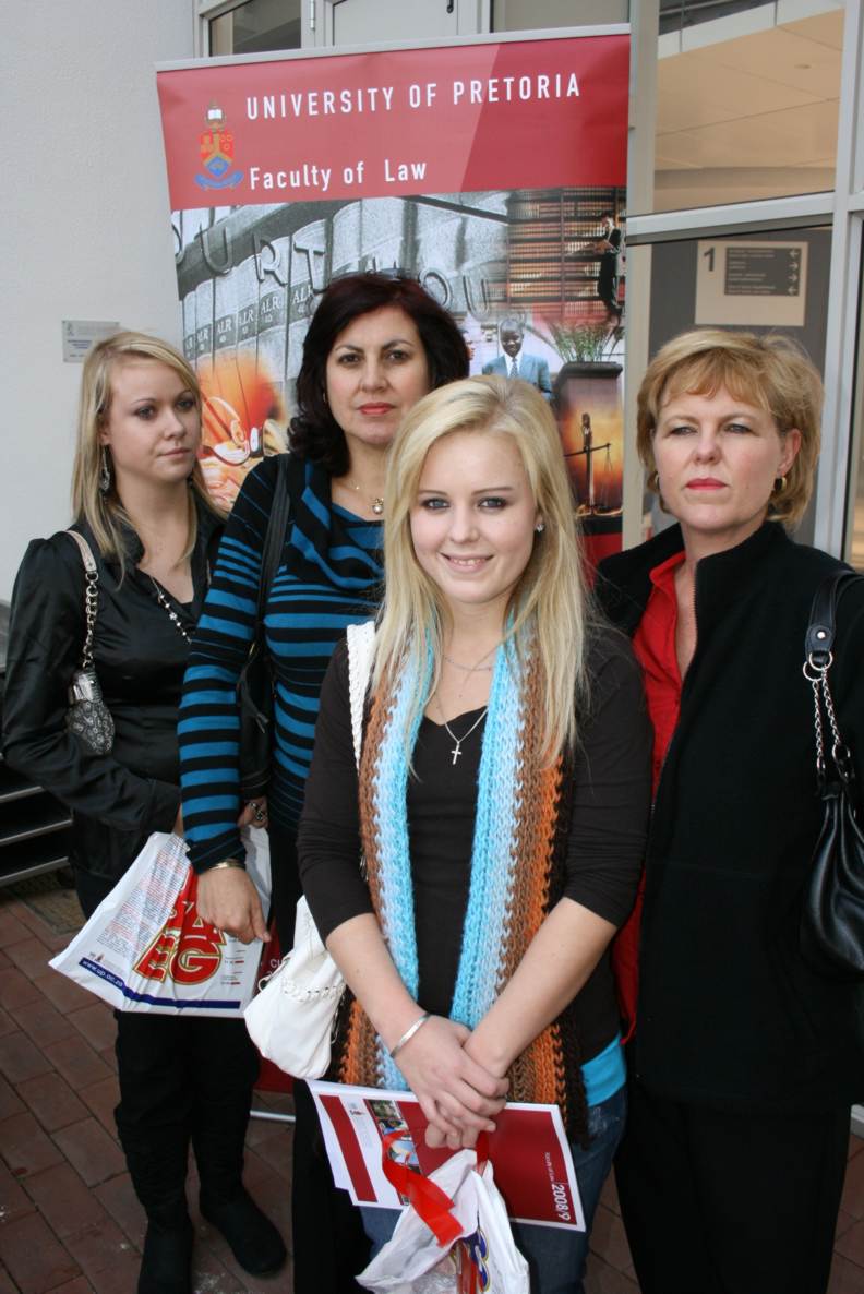 /sitefiles/Image/Faculty of Law/University Open Day 2008/IMG_3882b.jpg